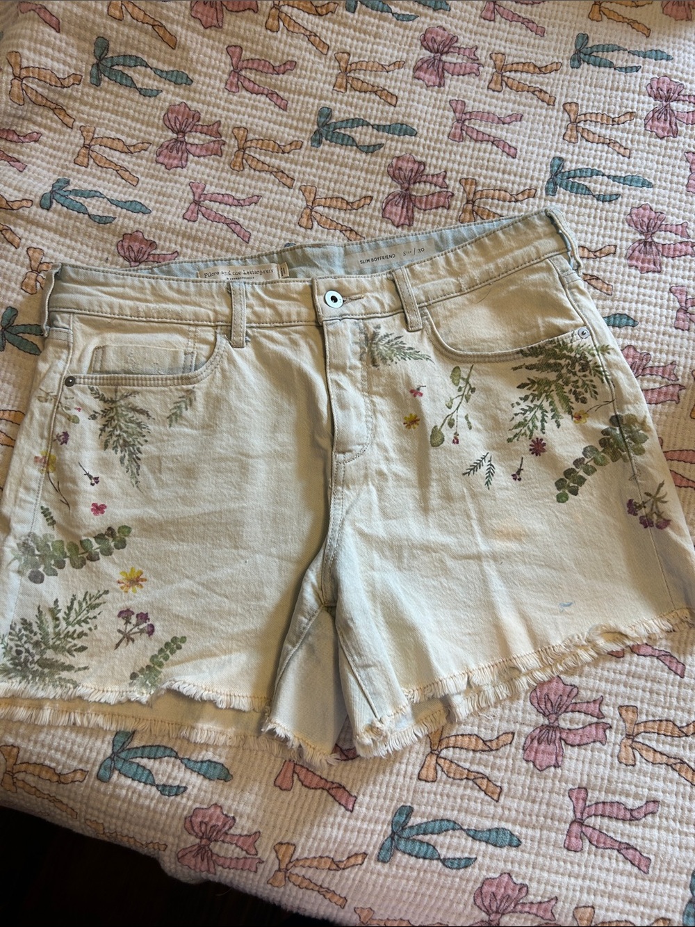 Pilcro Cream Denim Shorts with Botanical Embroidery